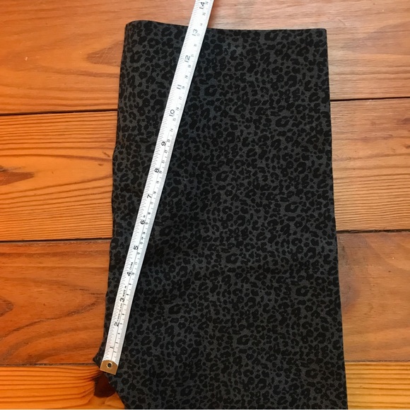 Loft Grey Black Animal Print High Rise Leggings, EUC, M - Picture 10 of 10